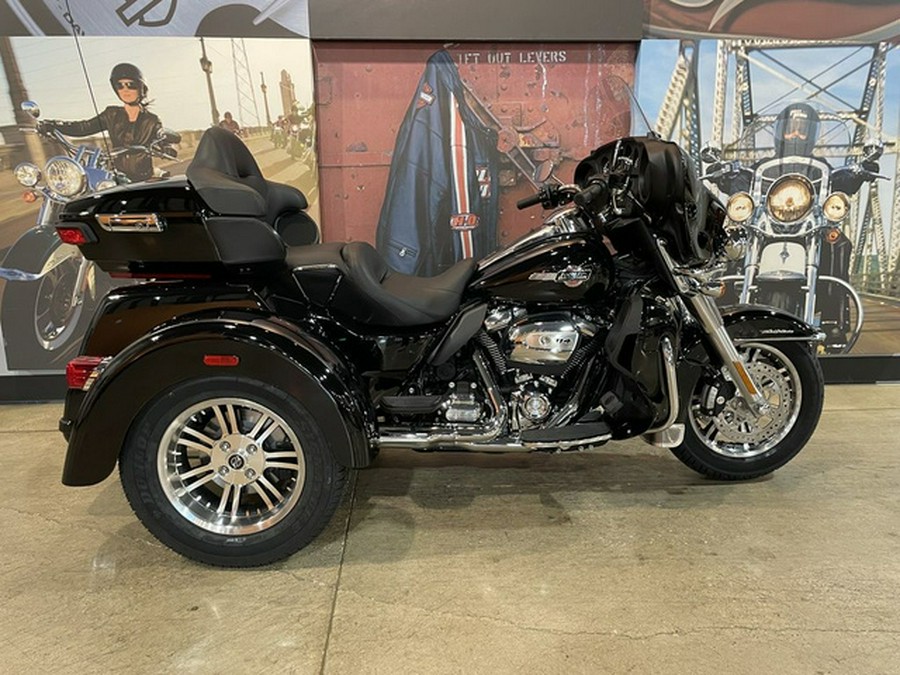 2024 Harley-Davidson Trike FLHTCUTG - Tri Glide Ultra