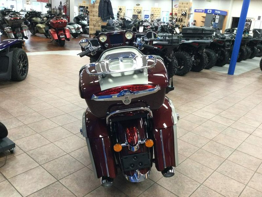 2025 Indian Motorcycle® Roadmaster® Maroon Metallic/Silver Quartz Metallic