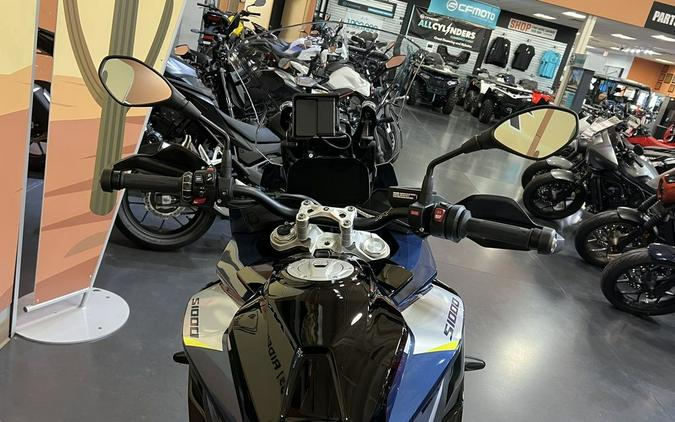 2025 BMW S 1000 XR Gravity Blue Metallic