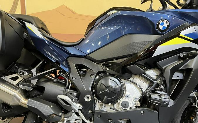 2025 BMW S 1000 XR Gravity Blue Metallic