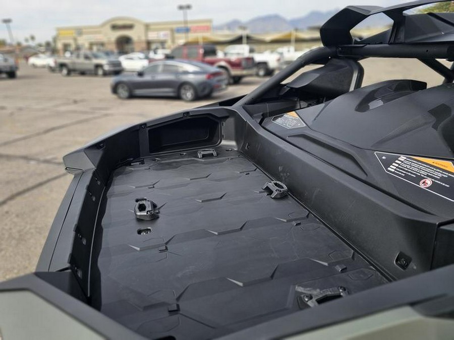 2026 Can-Am® Maverick R MAX X rc With Smart-Shox