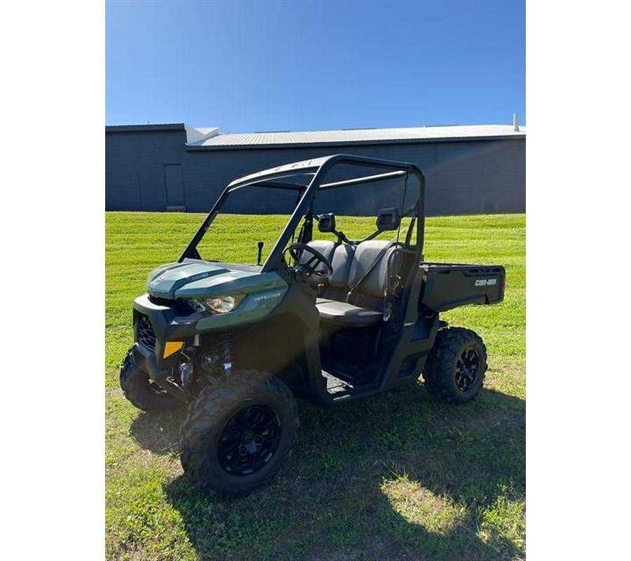 2026 Can-Am Defender DPS HD10