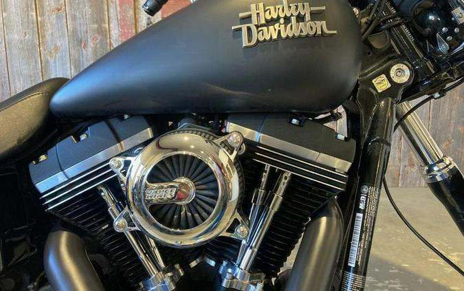 2017 Harley-Davidson® FXDB - Street Bob®