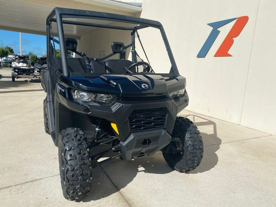 2024 Can-Am™ Defender DPS HD9