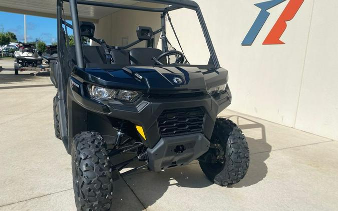 2024 Can-Am™ Defender DPS HD9