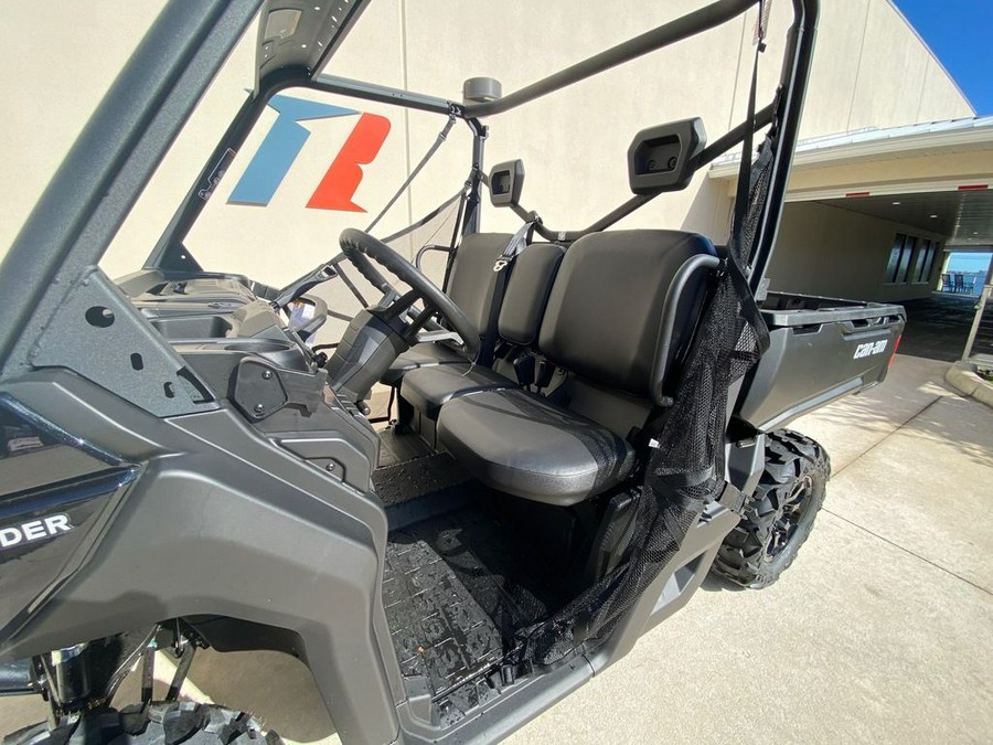 2024 Can-Am™ Defender DPS HD9