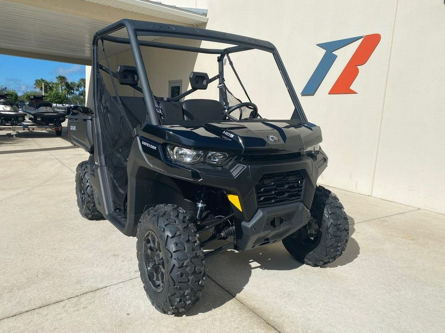 2024 Can-Am™ Defender DPS HD9