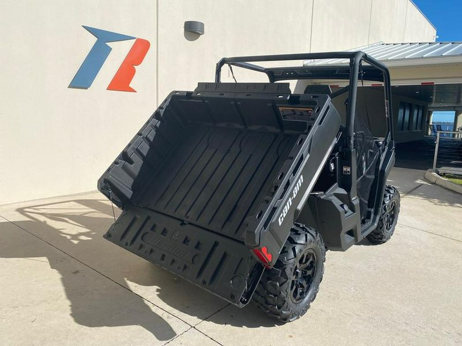 2024 Can-Am® Defender DPS HD9 Timeless Black