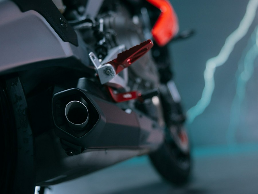 2026 Aprilia Tuono 457