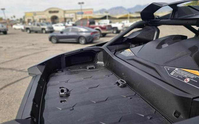 2026 Can-Am® Maverick R MAX X rc With Smart-Shox