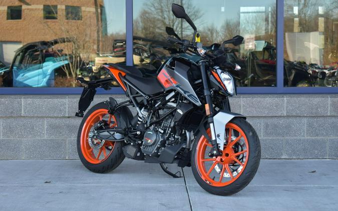 2023 KTM 200 Duke