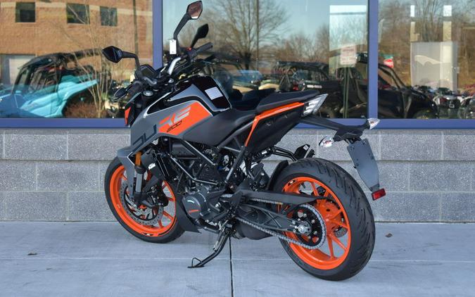 2023 KTM 200 Duke