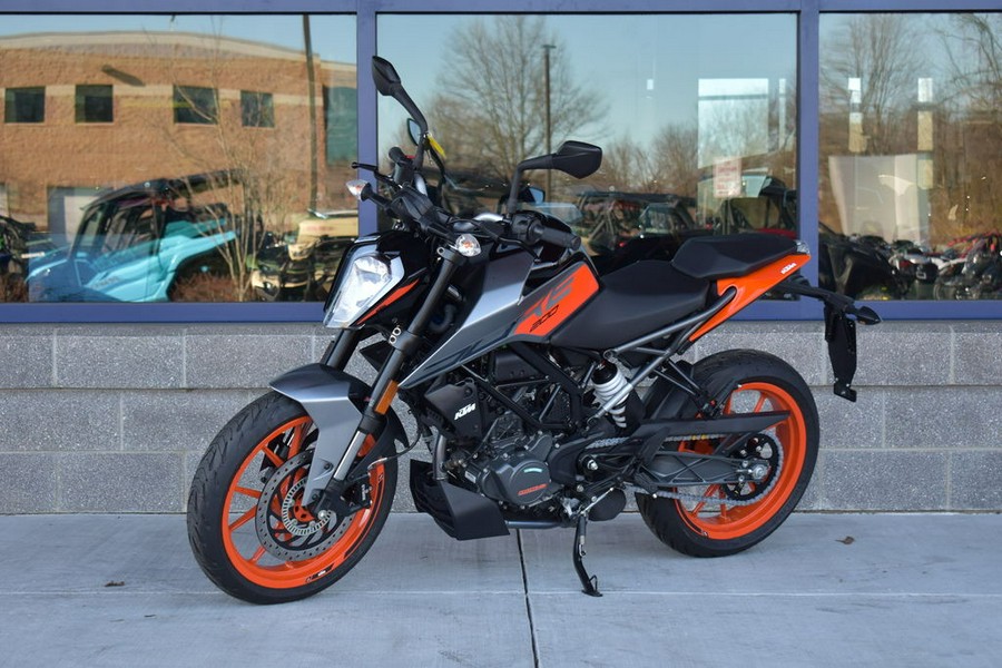 2023 KTM 200 Duke