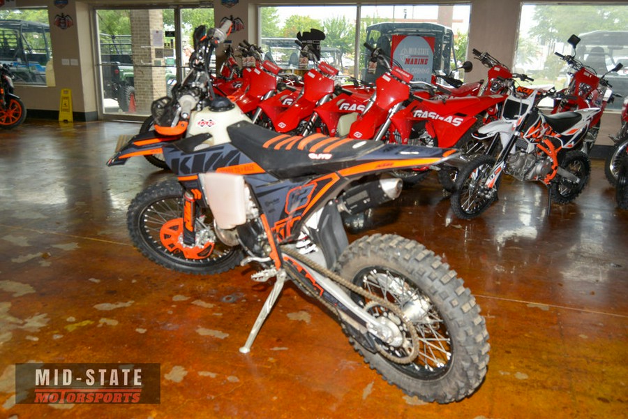 2023 KTM 300 XC