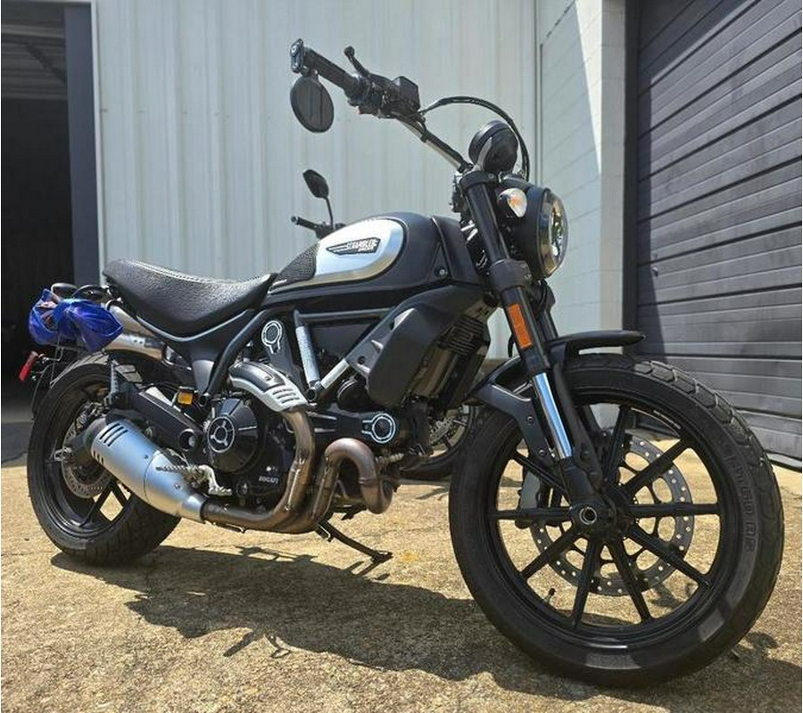 2020 Ducati Scrambler 800 Dark