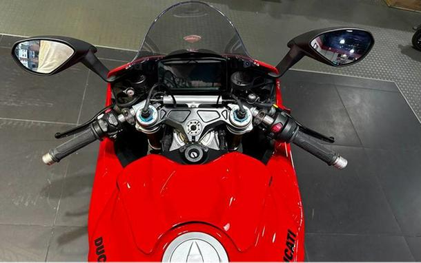2025 Ducati Panigale V4 S
