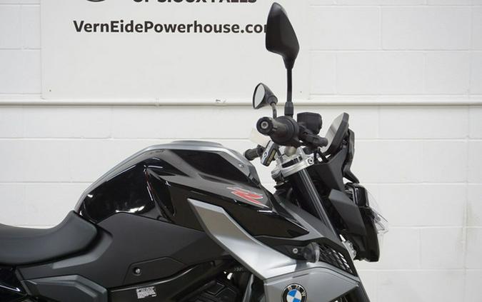 2023 BMW F 900 R Black Storm Metallic
