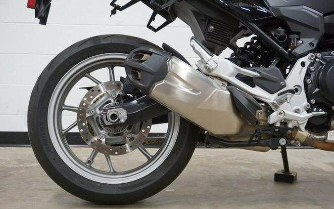 2023 BMW F 900 R Black Storm Metallic