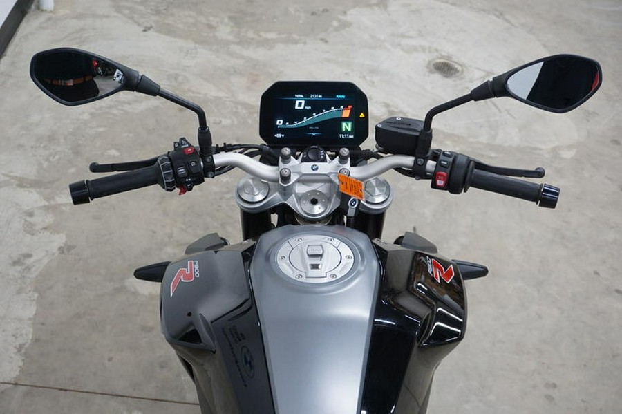 2023 BMW F 900 R Black Storm Metallic