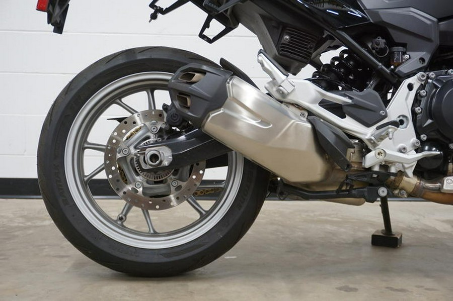 2023 BMW F 900 R Black Storm Metallic