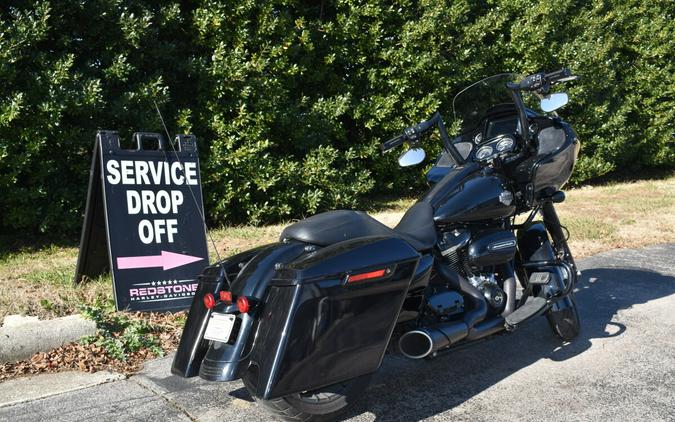 2021 Harley-Davidson Road Glide® Special – Blacked-Out Touring