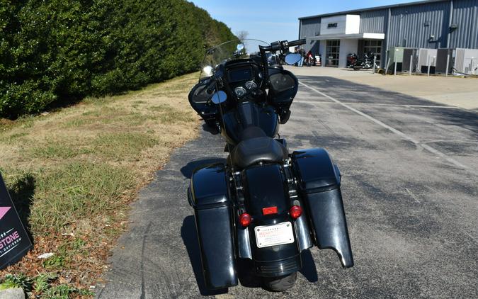 2021 Harley-Davidson Road Glide® Special – Blacked-Out Touring