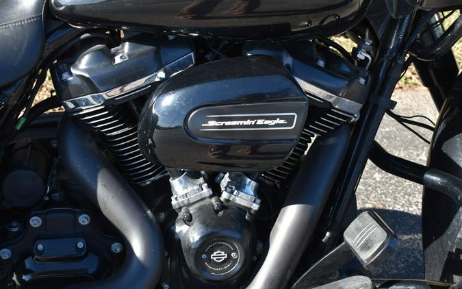 2021 Harley-Davidson Road Glide® Special – Blacked-Out Touring