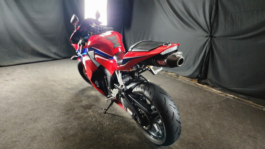 2021 HONDA CBR600RR - F700820