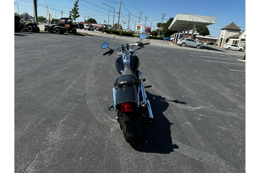 2013 Harley-Davidson® DYNA FAT BOB