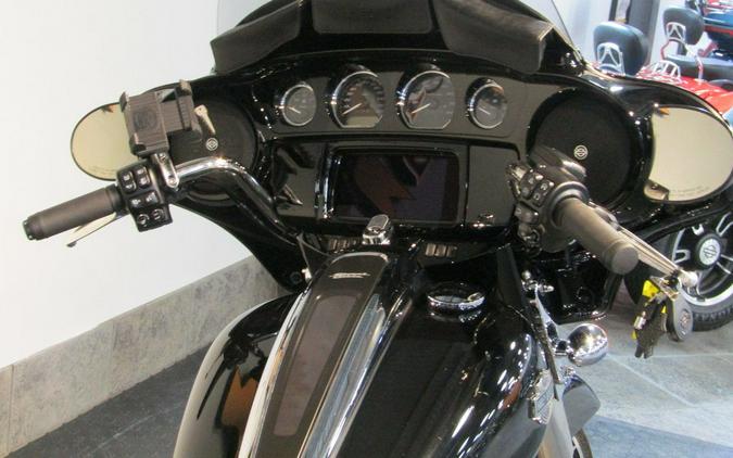 2021 Harley-Davidson® FLHXS - Street Glide® Special