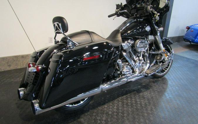 2021 Harley-Davidson® FLHXS - Street Glide® Special