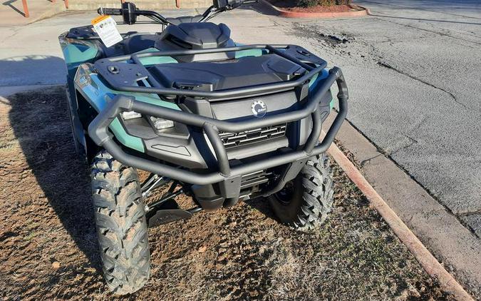 2026 Can-Am® OUTP HD7