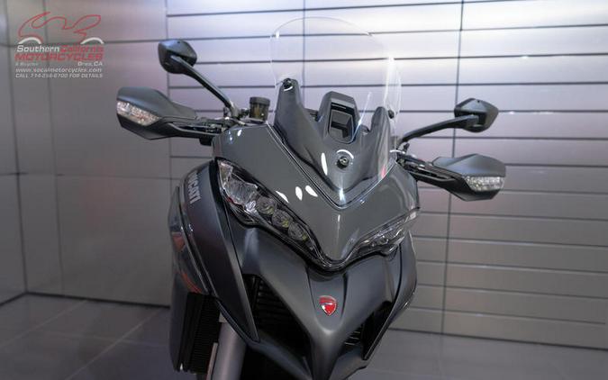 2023 Ducati Multistrada V2 S Thrilling Black & Street Grey