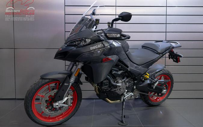 2023 Ducati Multistrada V2 S Thrilling Black & Street Grey