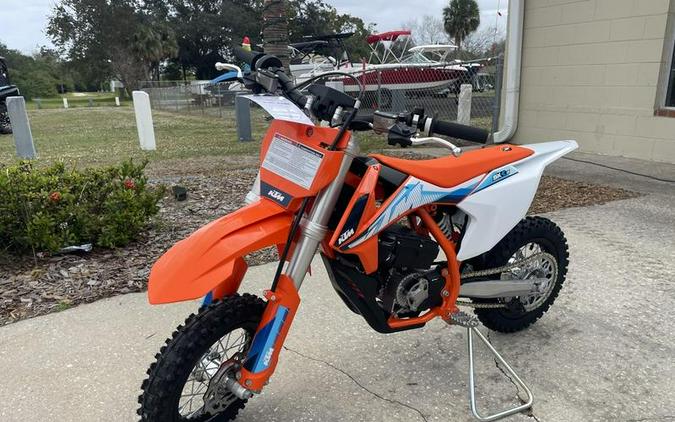 2024 KTM SX-E 3