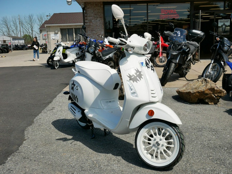 2022 Vespa Sprint 50 - KISS