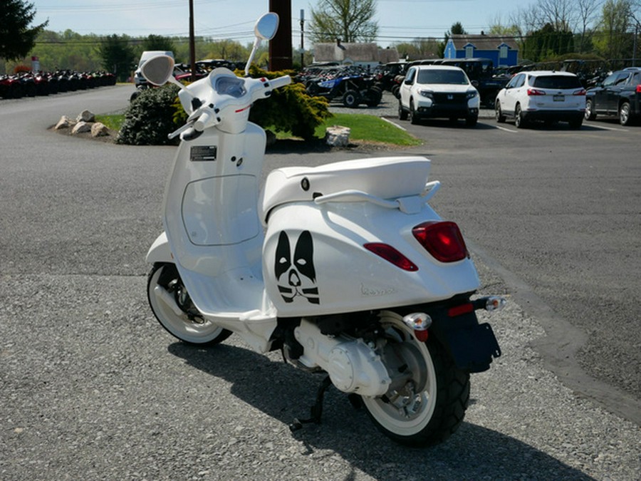 2022 Vespa Sprint 50 - KISS