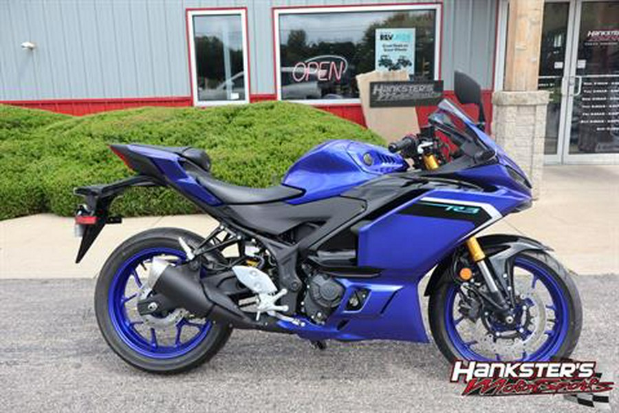 2025 Yamaha YZF-R3