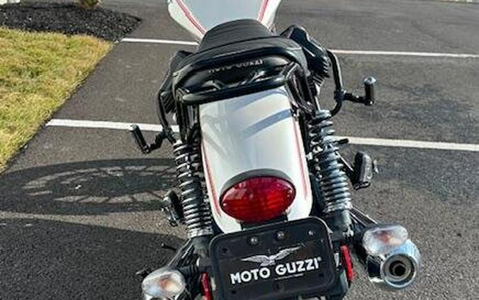 2017 Moto Guzzi V9 Roamer