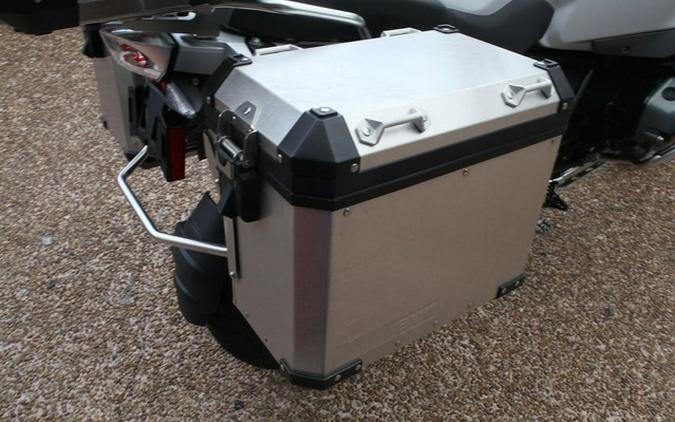 2017 BMW R 1200 GS Adventure Premium Low Suspension Light W