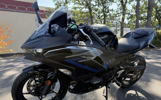 2025 Kawasaki Ninja 500 ABS