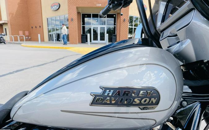 2023 Harley-Davidson CVO™ Street Glide FLHXSE