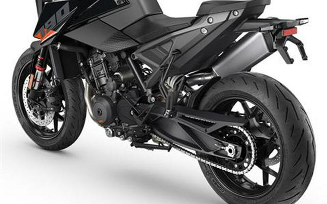 2027 KTM 790 Duke