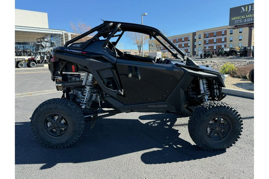 2023 Polaris 2023 TURBO R SPORT BLACK