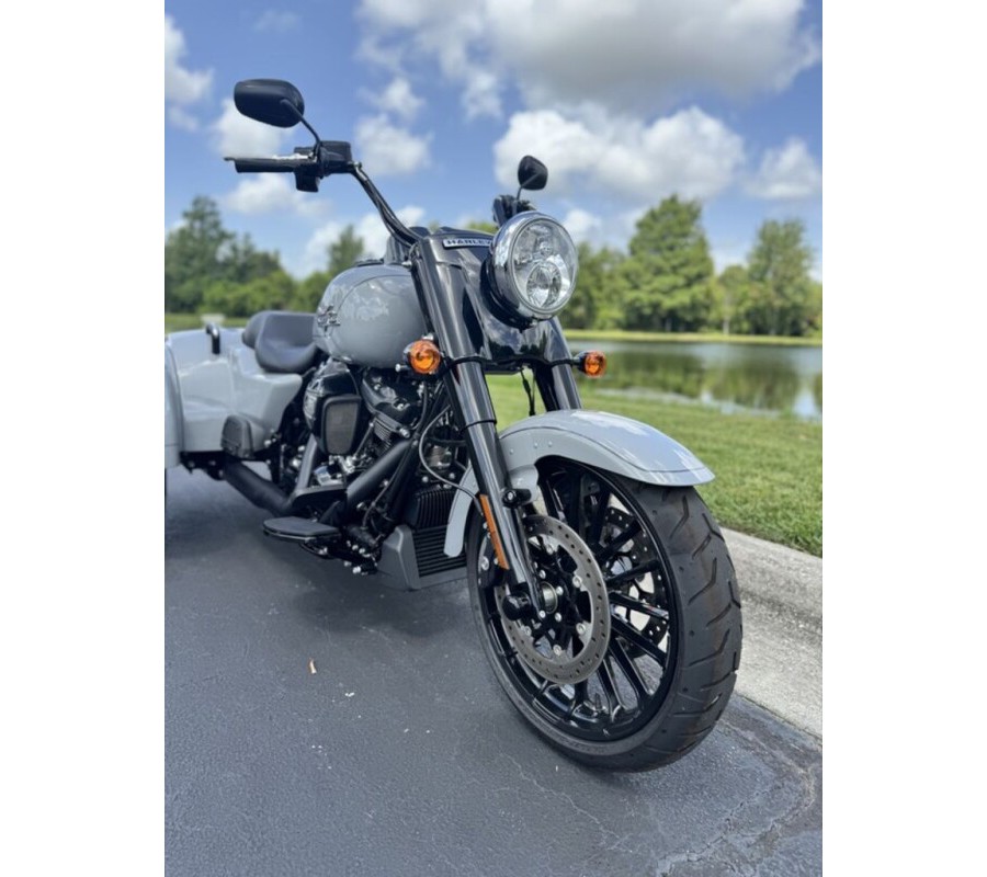 2025 Harley-Davidson Freewheeler FLRT