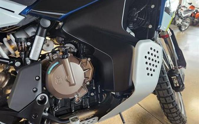 2024 Husqvarna Norden 901 Expedition