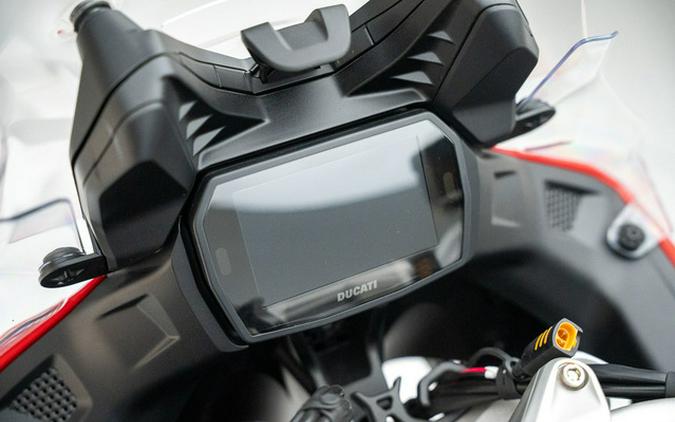 2025 Ducati Multistrada V2