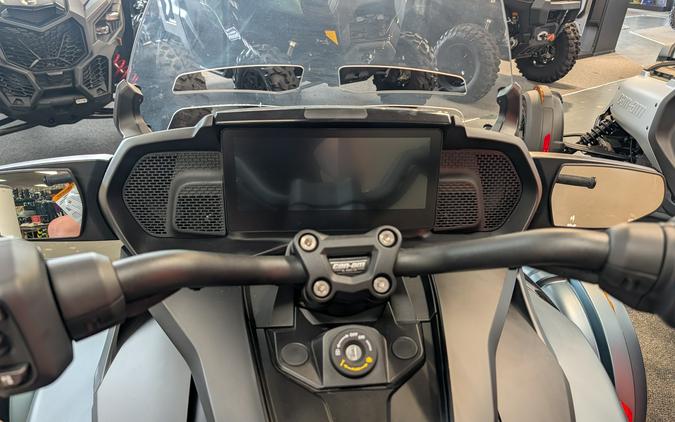 2026 Can-Am Spyder RT 1330 SE6