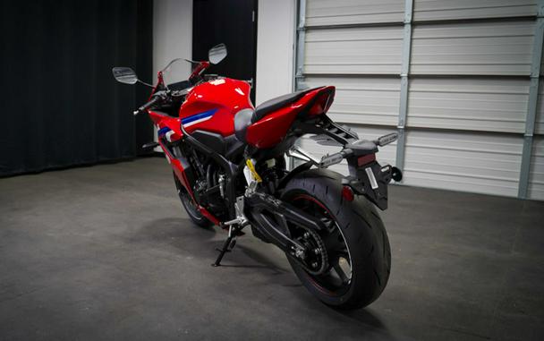 2026 Honda® CBR650R E-Clutch