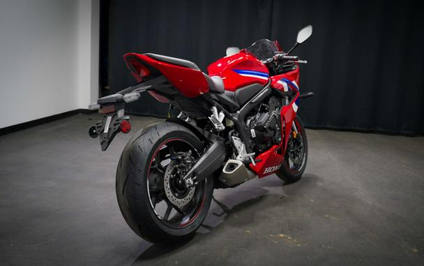 2026 Honda® CBR650R E-Clutch